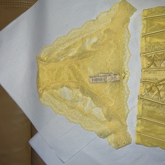 (L) 2pcs Victoria’s Secret Dream Angels set Corset & Cheeky Panty - Picture 8 of 17